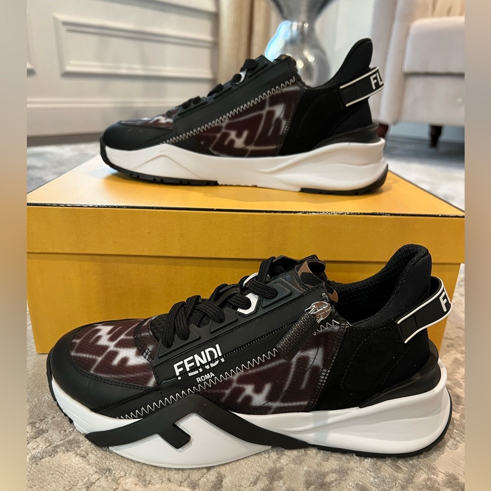 Fendi Flow Sneakers size 38